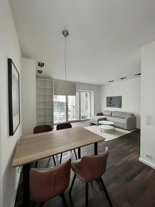 F-Bornheim: modern möblierte 2-Zimmer-Wohnung