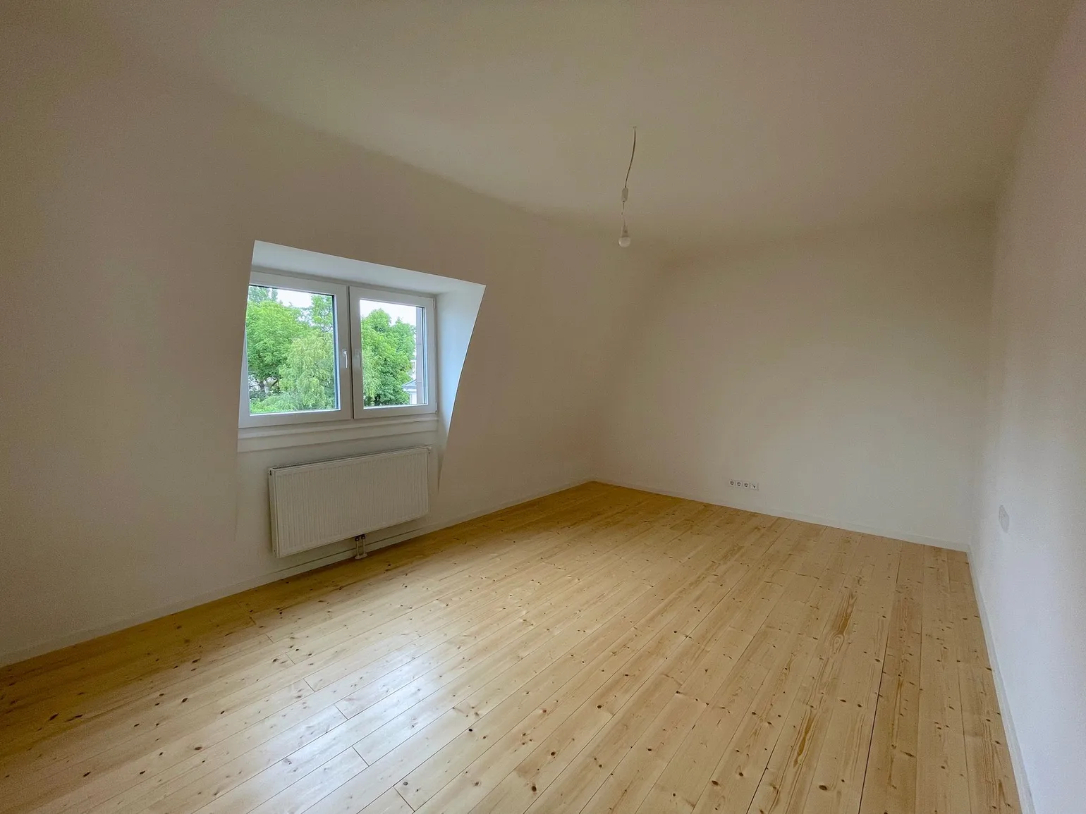 Zimmer 1, 2. OG