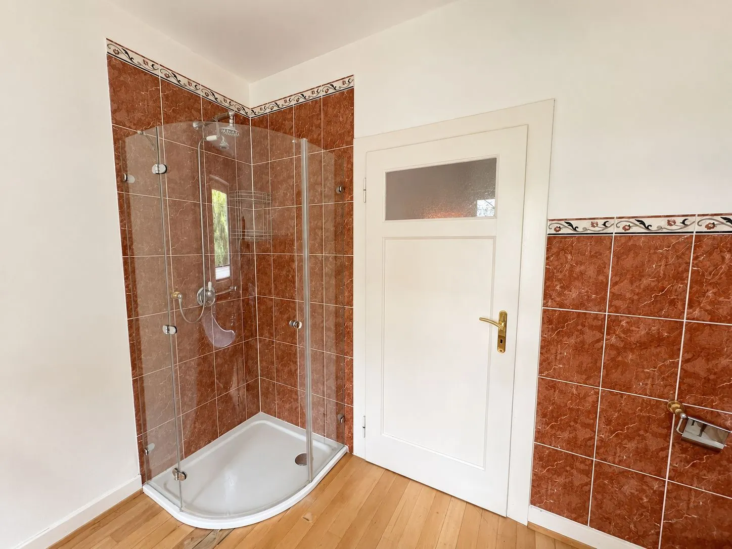 separater Dusche