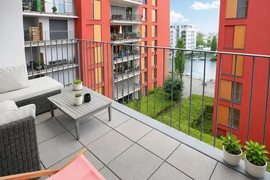 3-Zimmer-Wohnung mit Balkon und Mainblick im Westhafen