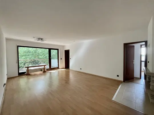 Westend-Süd: 3-Zimmer Wohnung mit Blick auf den Palmengarten