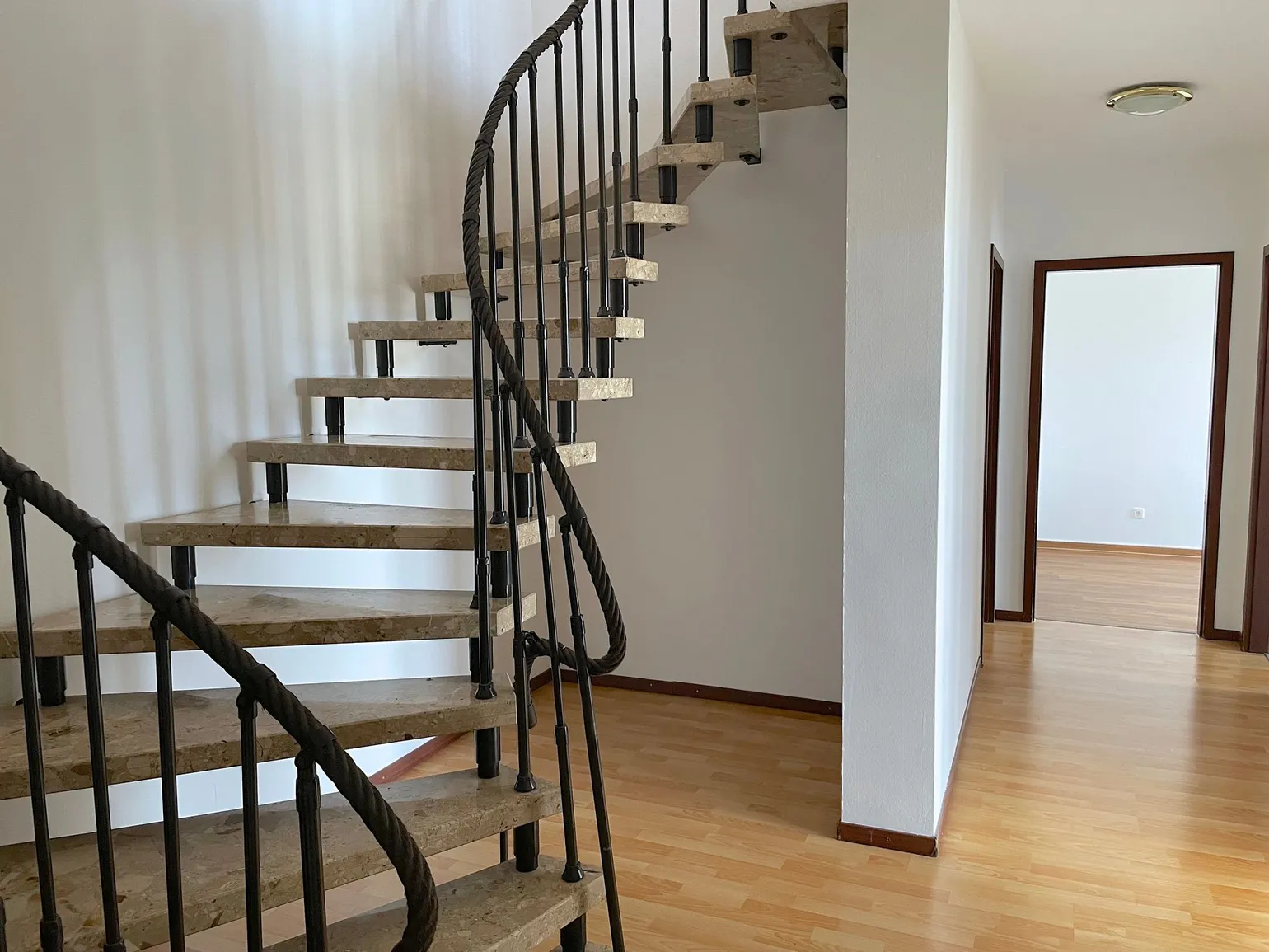 Treppe ins DG