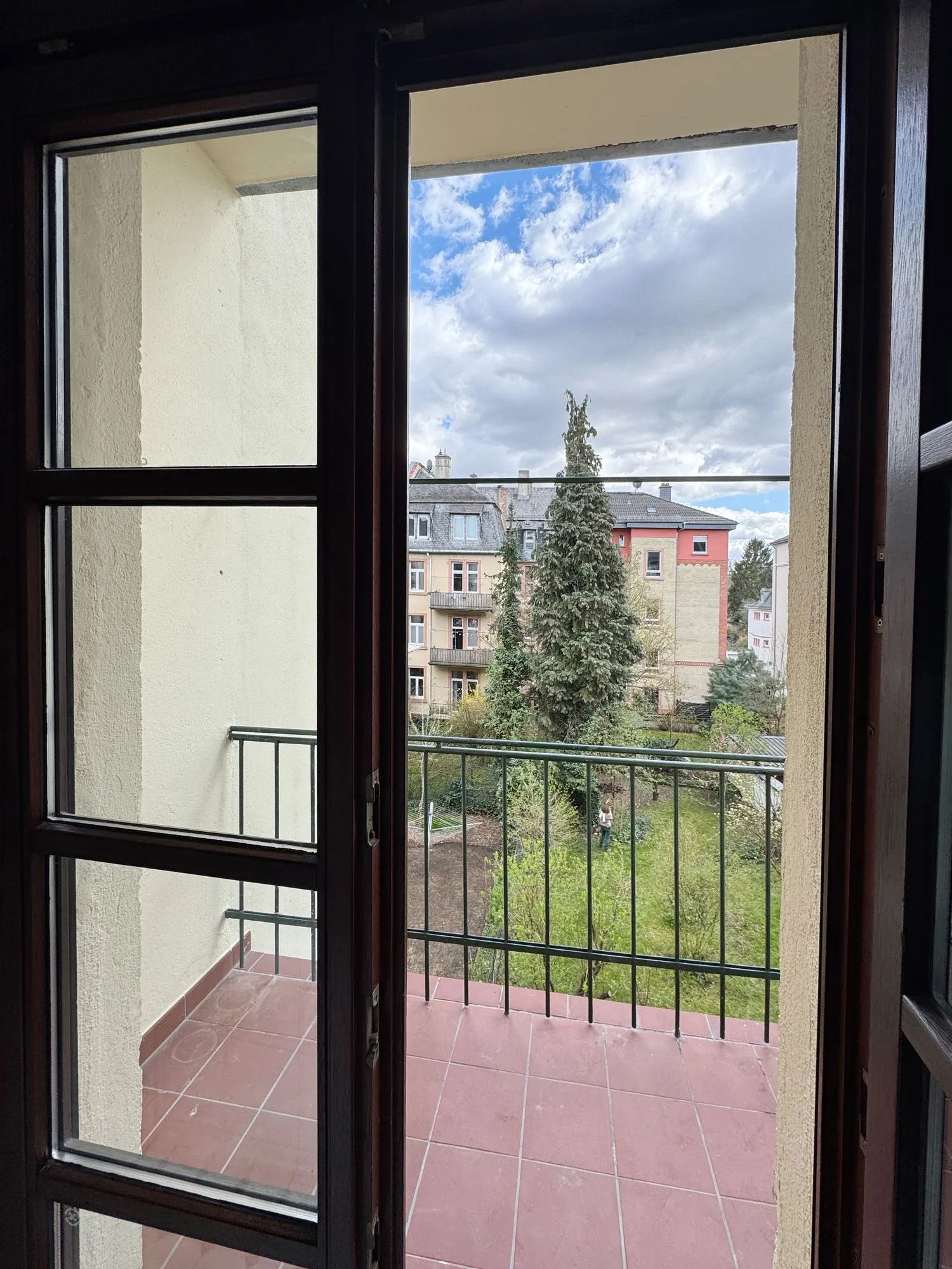 Balkon an Badezimmer
