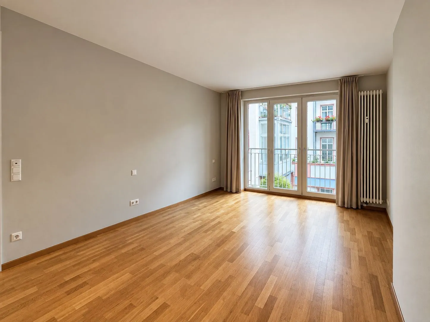 Schlafzimmer 1