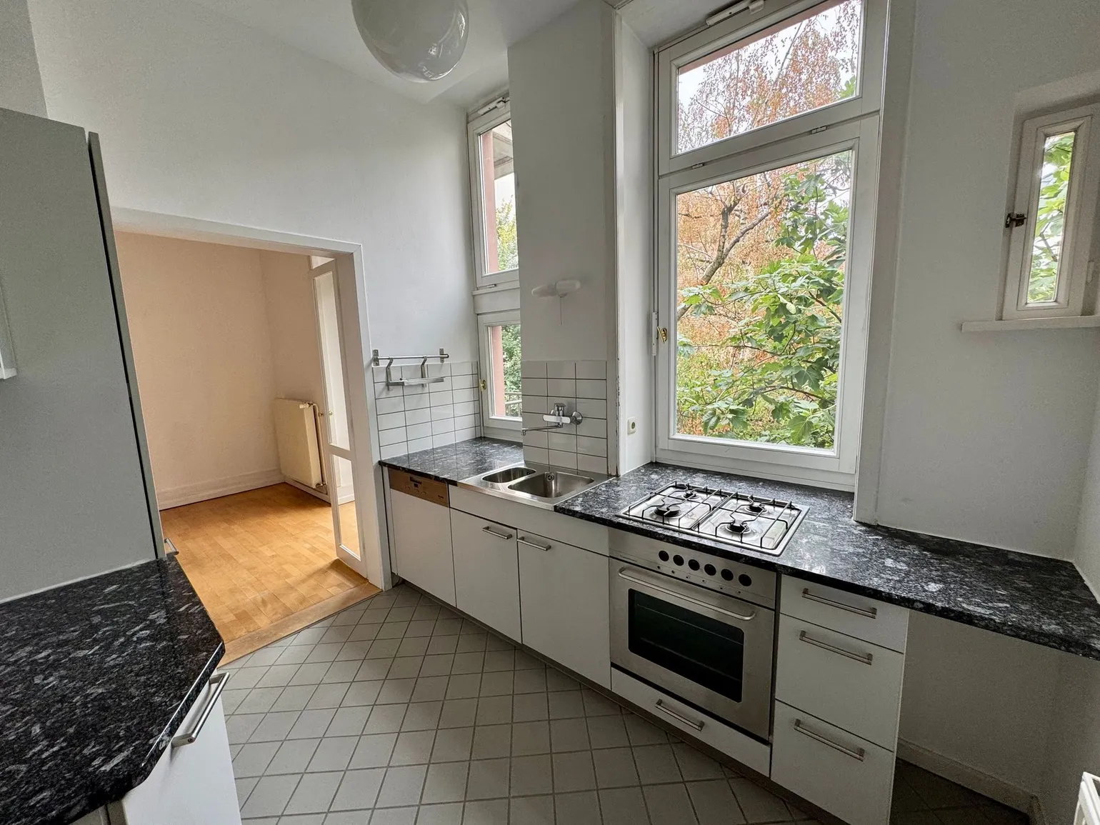 charmante 3-Zimmer-Altbauwohnung in Sachsenhausen
