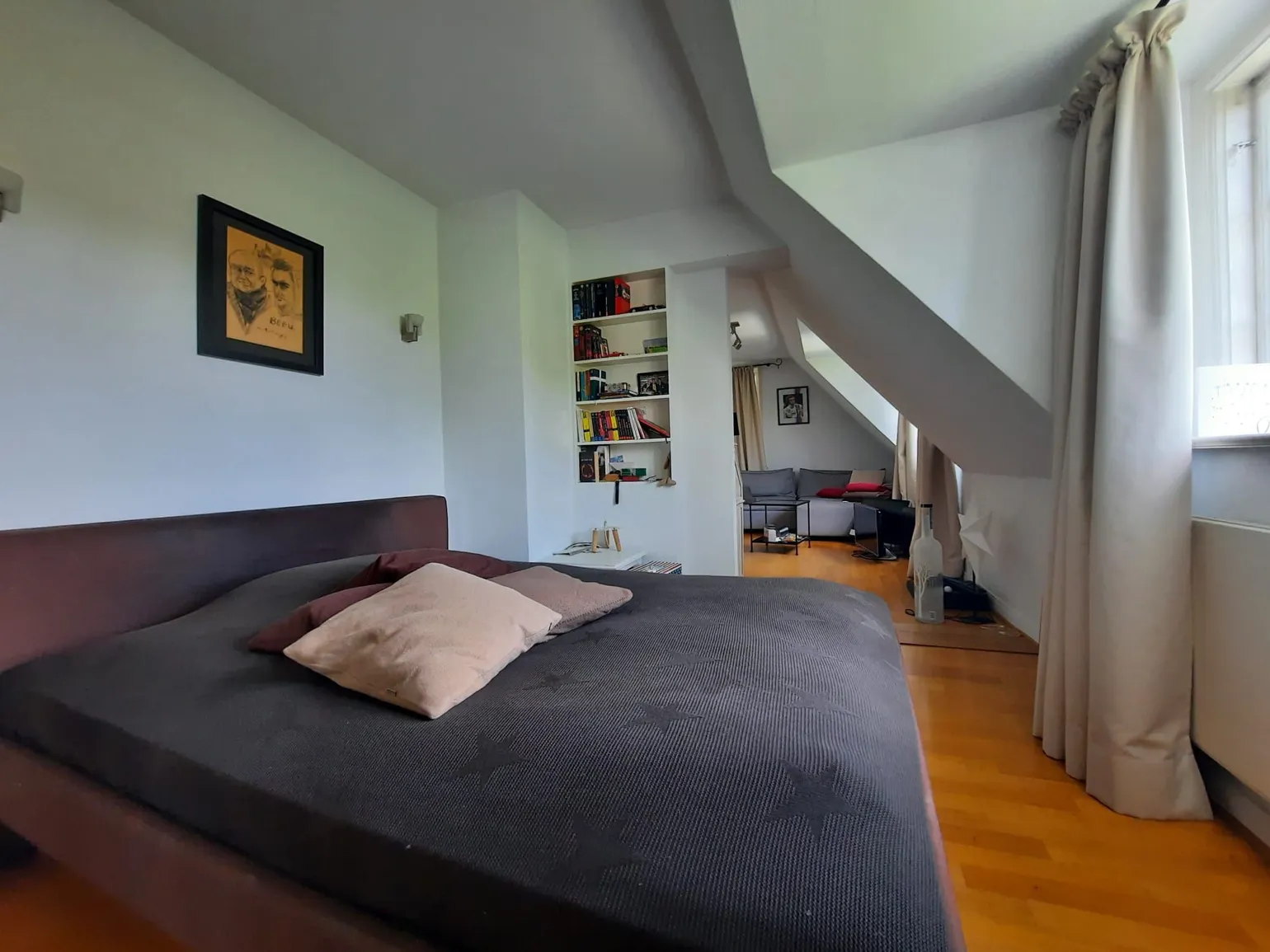 Schlafzimmer 2 von 6