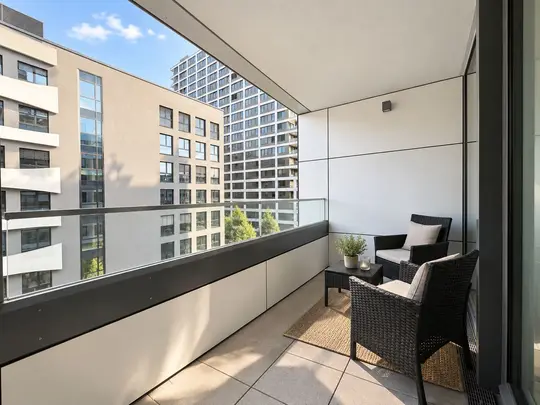 Modernes City Living – Hochwertige 3-Zimmer-Wohnung mit zwei Balkonen und Concierge