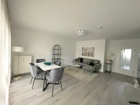 Deutschherrnufer: Neu möbliertes 2-Zimmer-Apartment