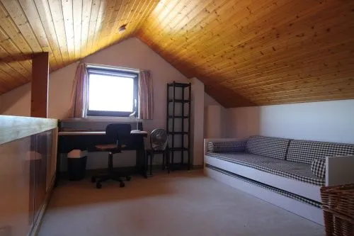 Arbeits-/Gästezimmer