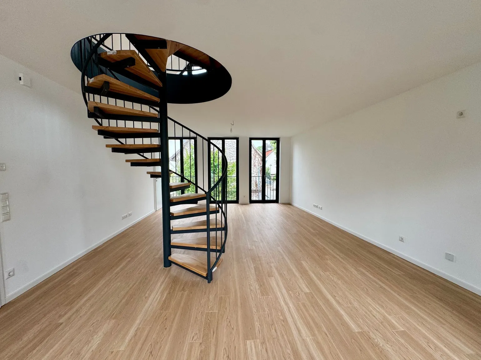 Neubau helle Maisonettewohnung in Heddernheim
