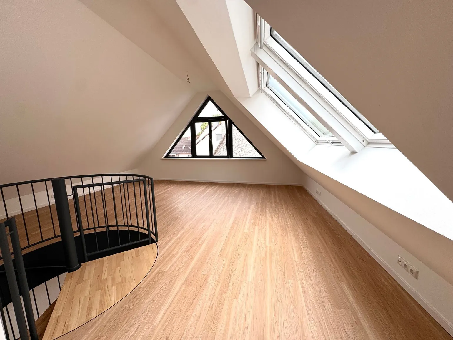 Neubau helle Maisonettewohnung in Heddernheim