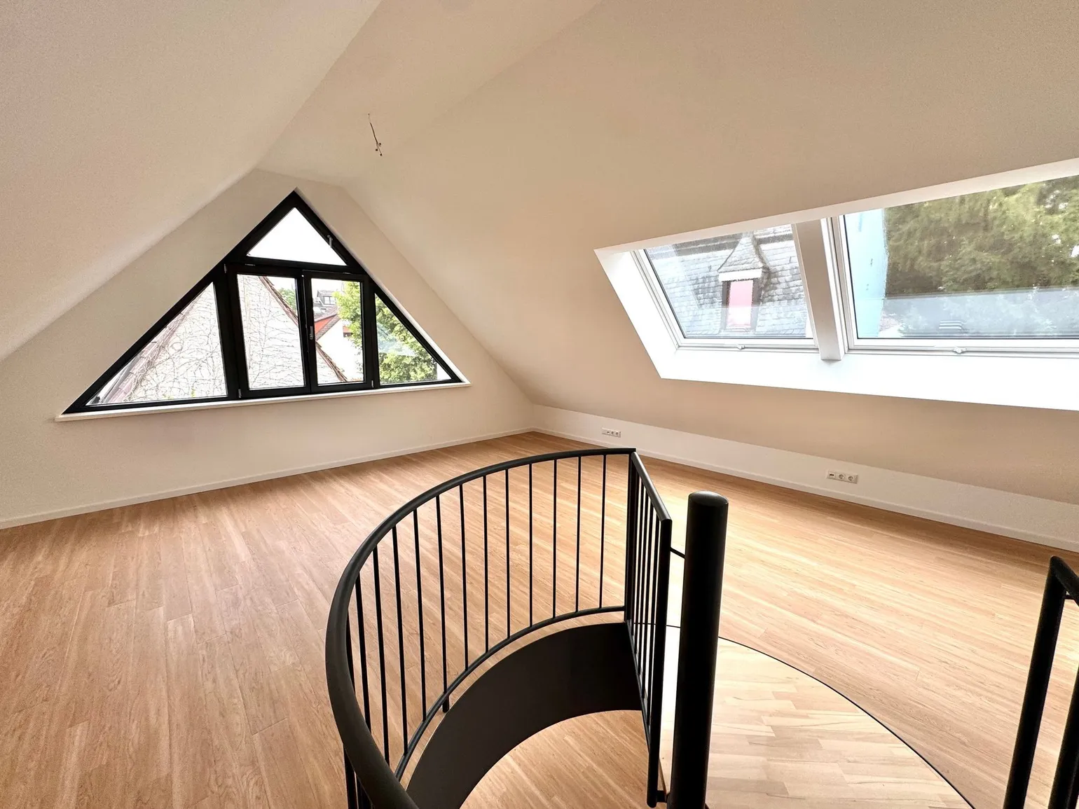 Neubau helle Maisonettewohnung in Heddernheim